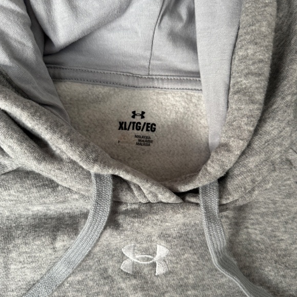Under Armour grey woman’s hoodie XL - Picture 4 of 6